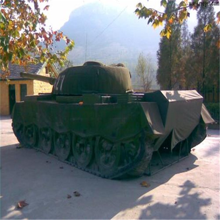 织金大型充气坦克